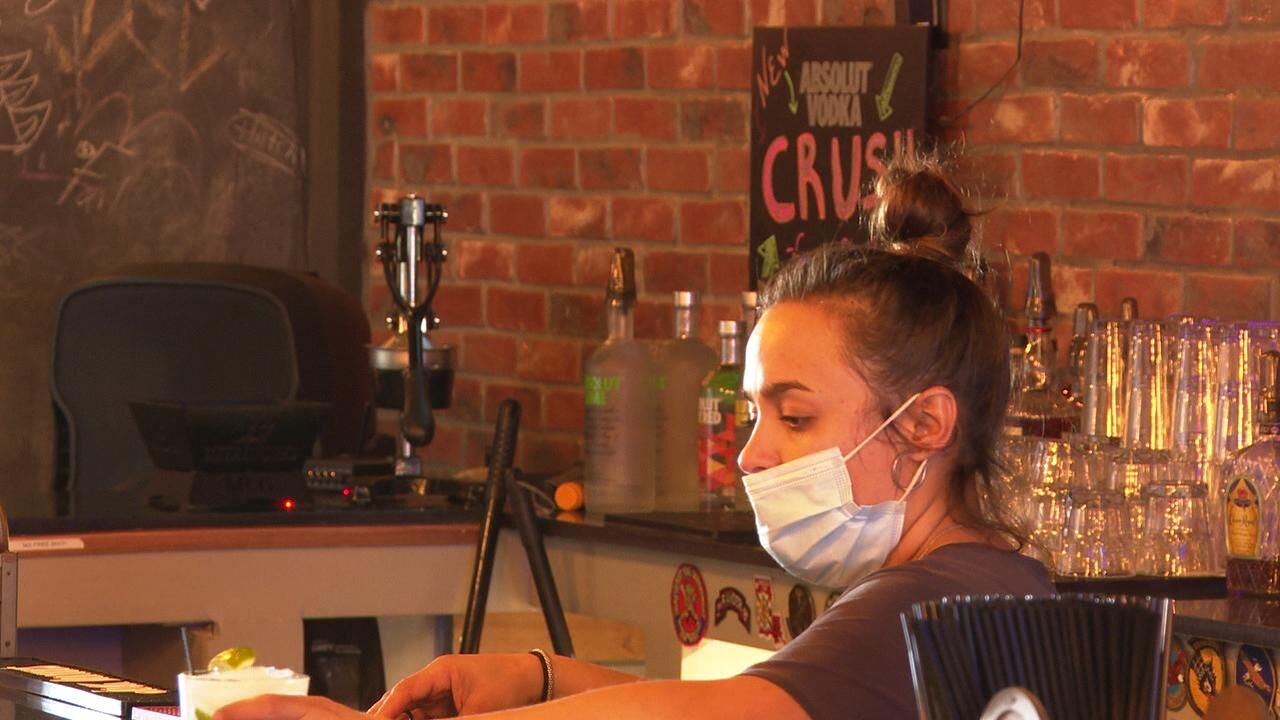 Heroes Tavern waitress